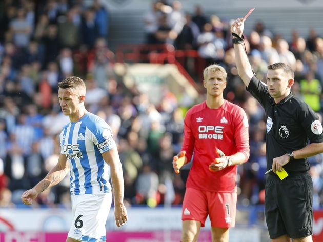 LUCKY88 Huddersfield Town vs Cardiff City - Nhận định bóng đá 13/02/2020 - Cái dớp đáng sợ